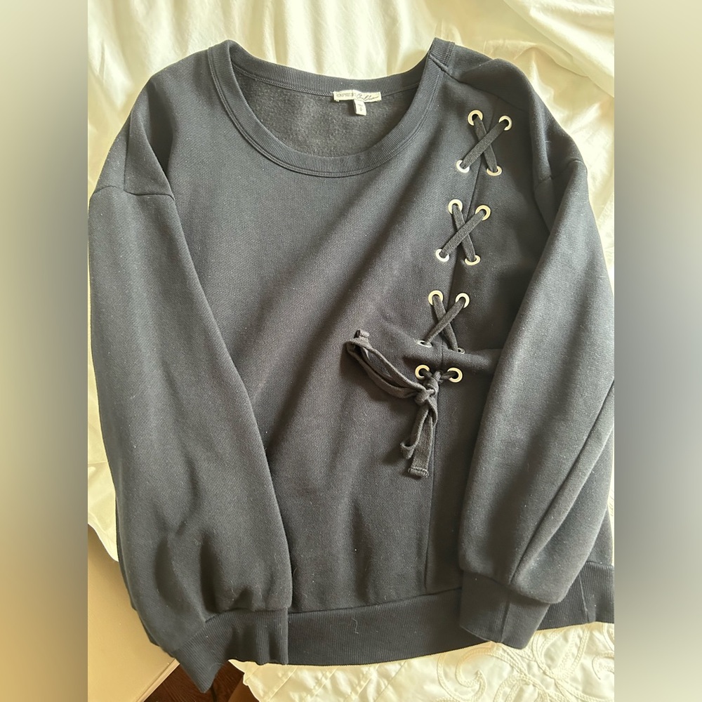 Express One Eleven size small crew neck